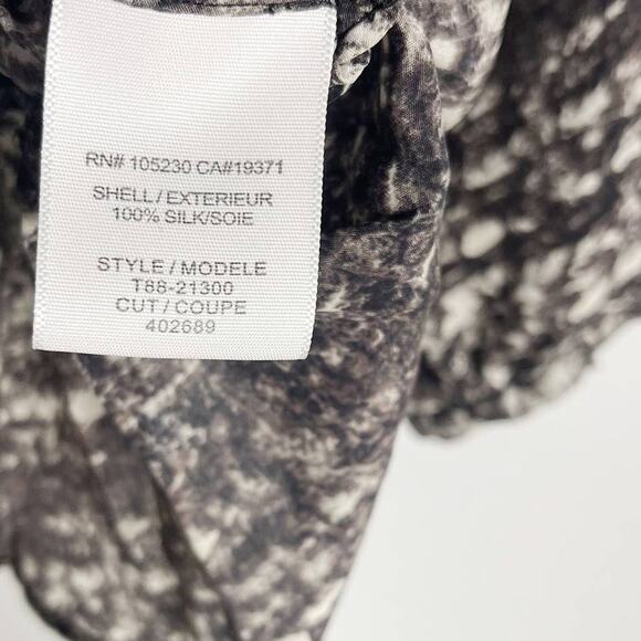 Joie XSmall Black Gray Print Silk Cinched Waist 3/4 Sleeve Top VNeck Faux Wrap - Picture 9 of 10